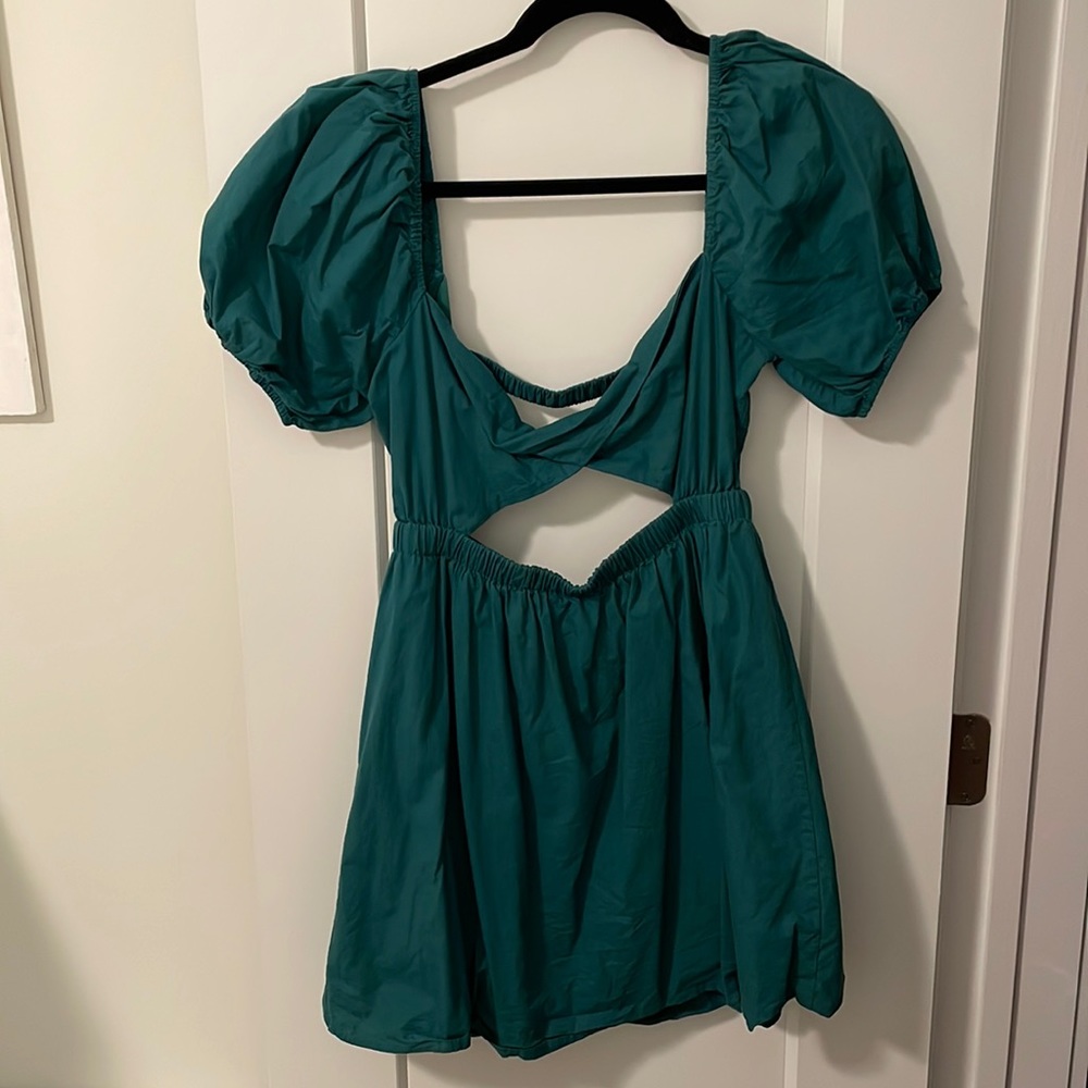 NWOT Le Lis Green Cut Out Skater Dress Sz Medium